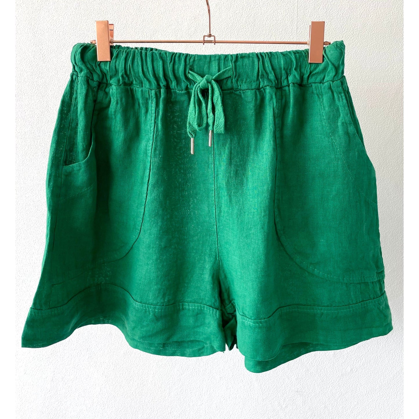 Leinenshorts -grün-