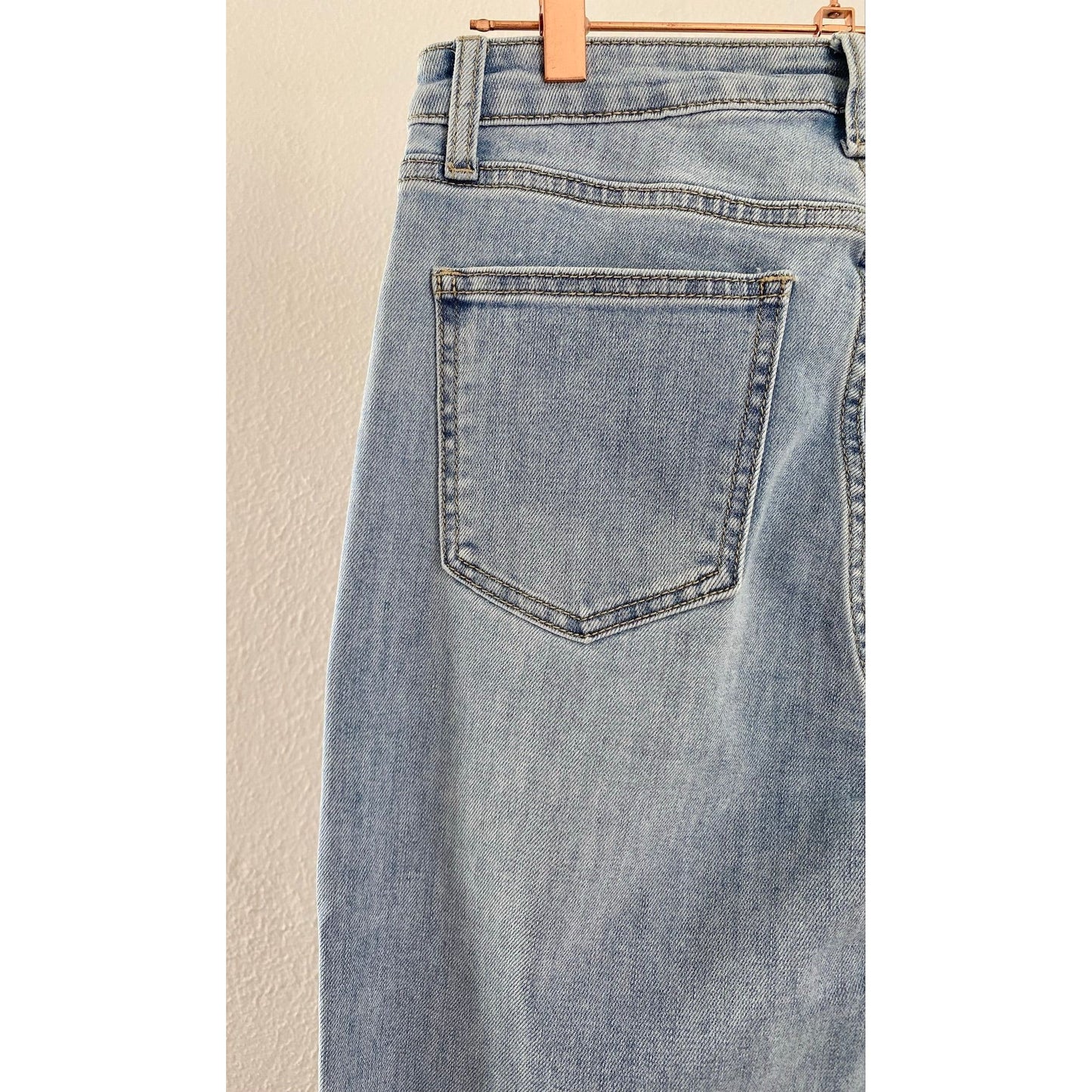 Jeans - Straight Leg