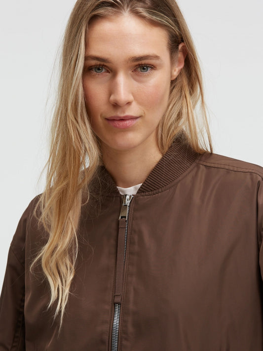Senses. the label Blouson