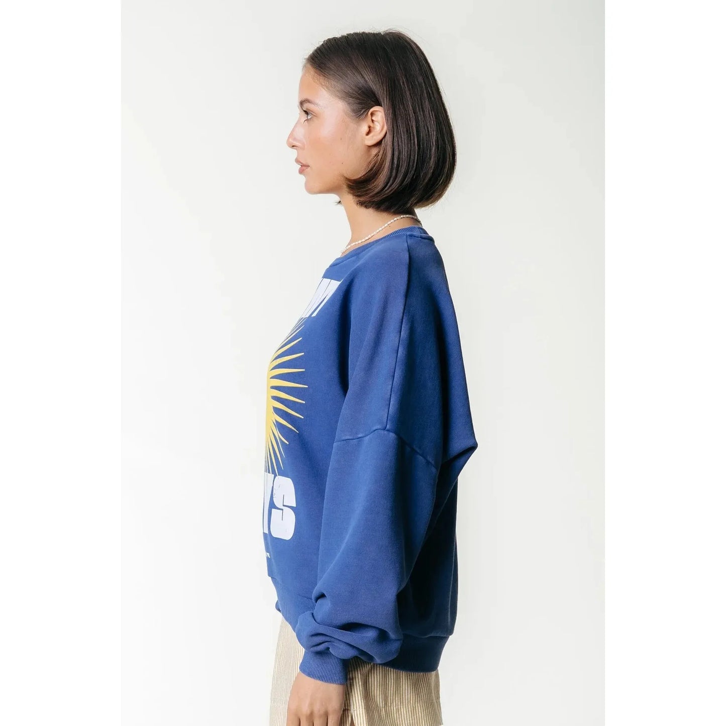 Colourful Rebel Sunny Days Acid Wash Sweater -bright blue-