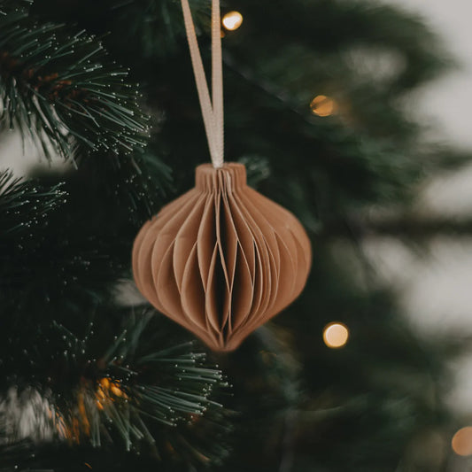 Eulenschnitt Papieranhänger 7cm - braun