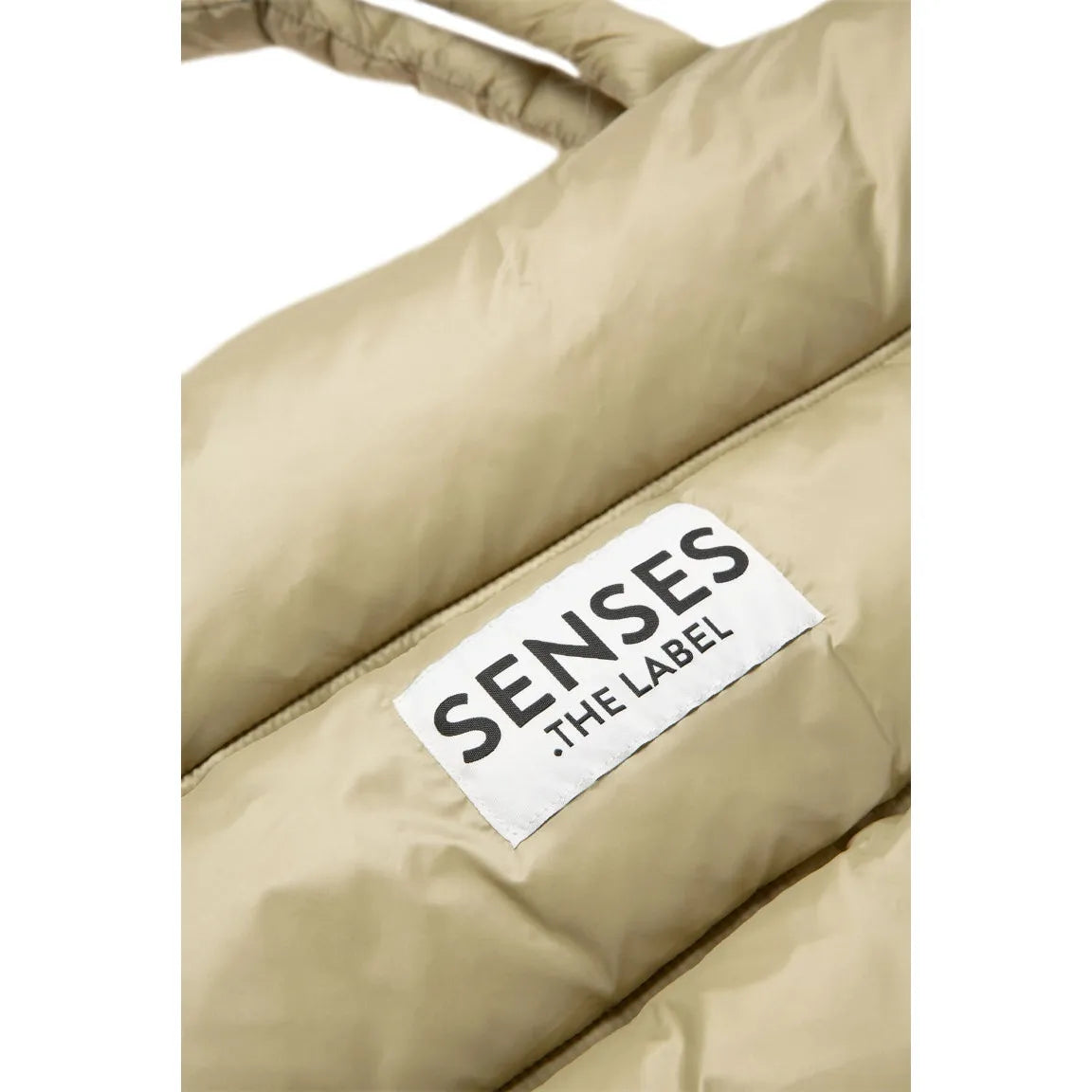 Senses the label Puffer Weekender Bag AMO:RA -light sage