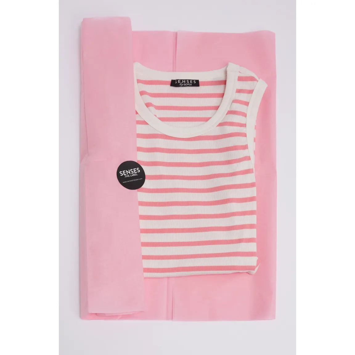 Senses. the label Ripptop - soft pink