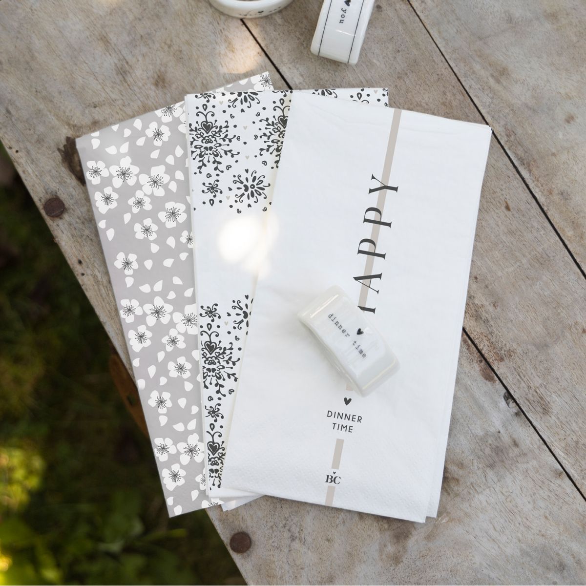 Bastion Collections Servietten / Napkin white/ happy dinner time