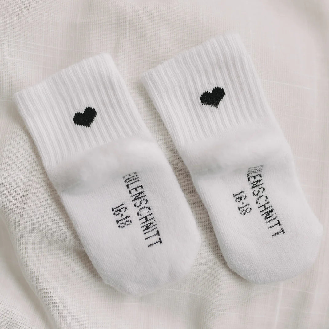 Eulenschnitt Babysocken Herz - schwarz