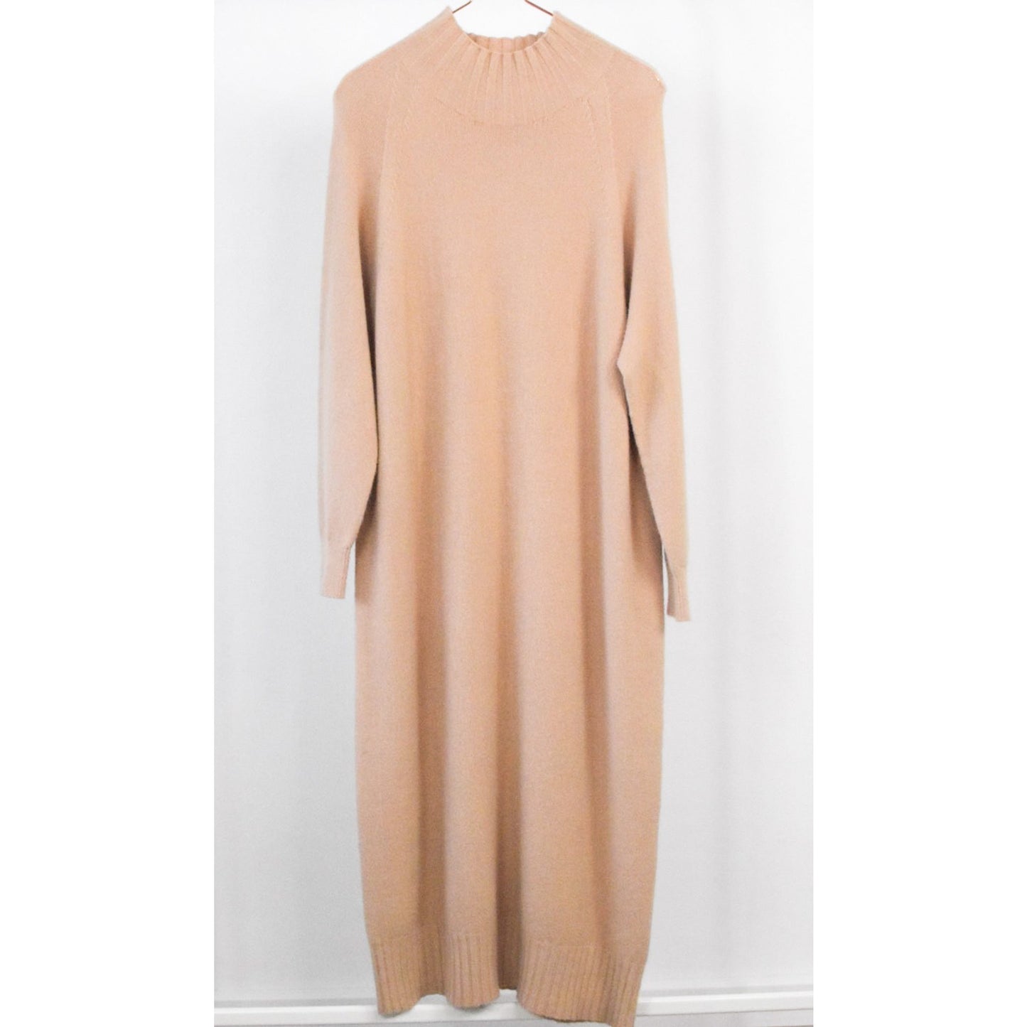 Strickkleid -beige-