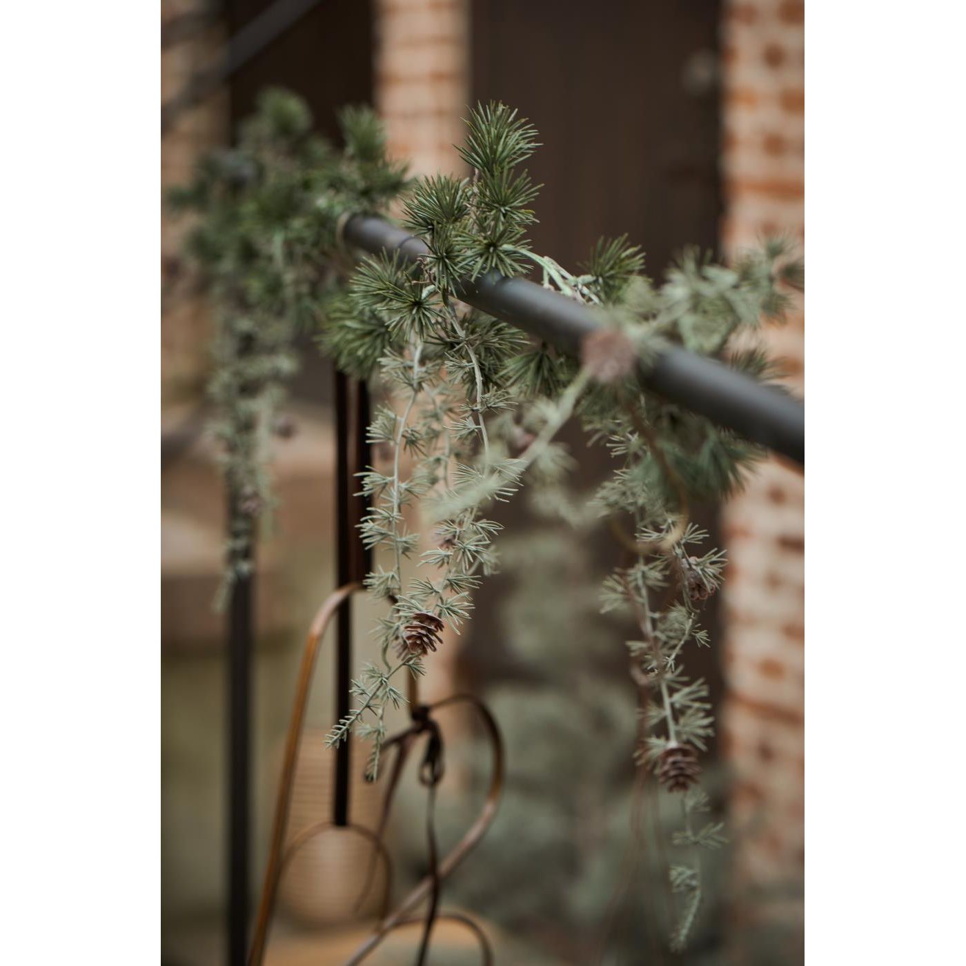 Ib Laursen Zederngirlande mit Zapfen
