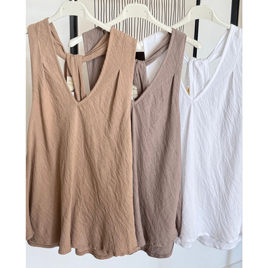 Top - camel