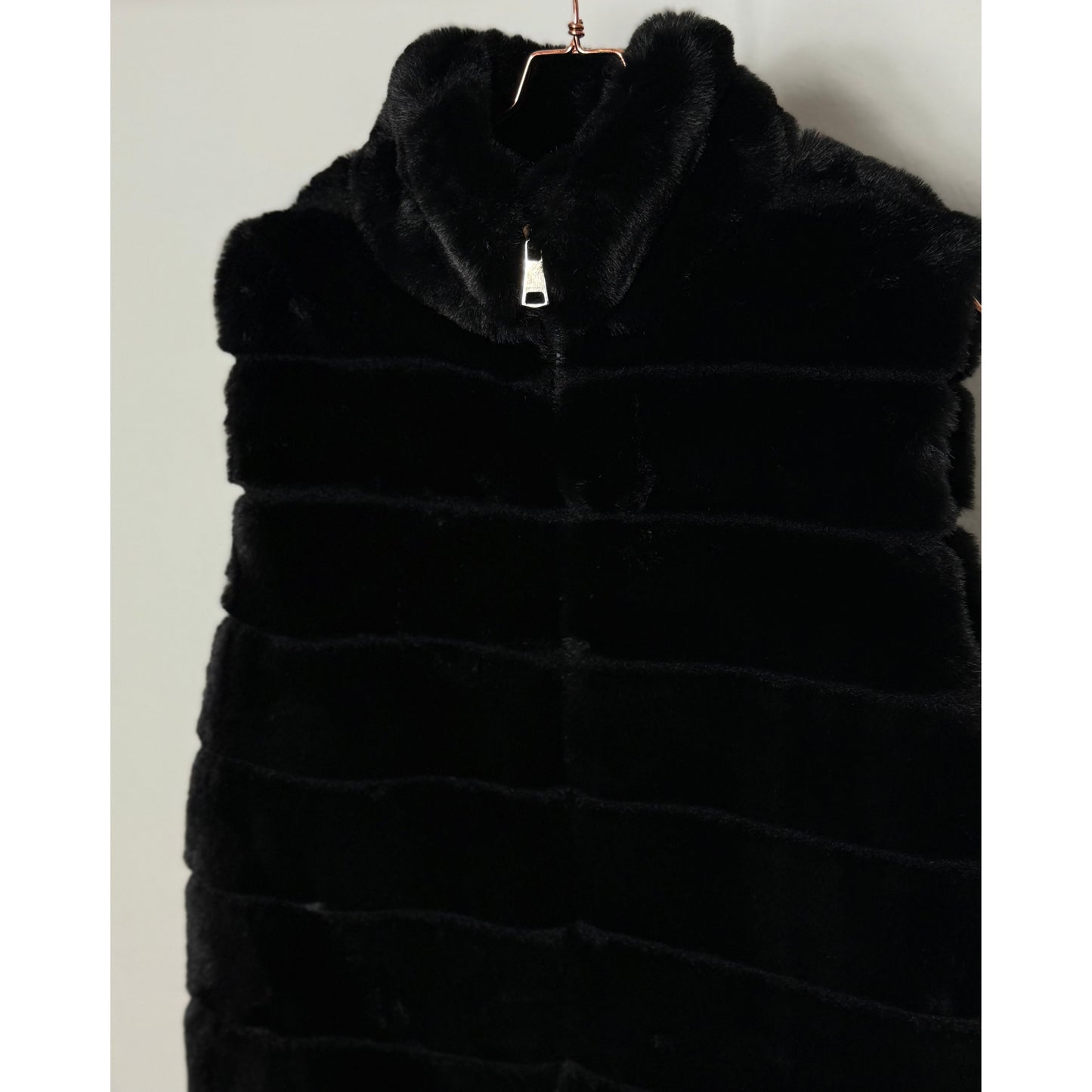 Kunstfell Weste- schwarz