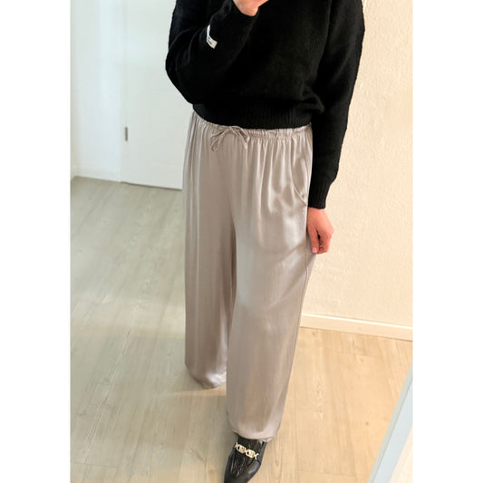 Hose -grau-
