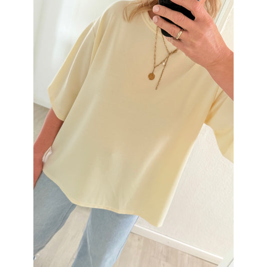 T-Shirt - butteryellow