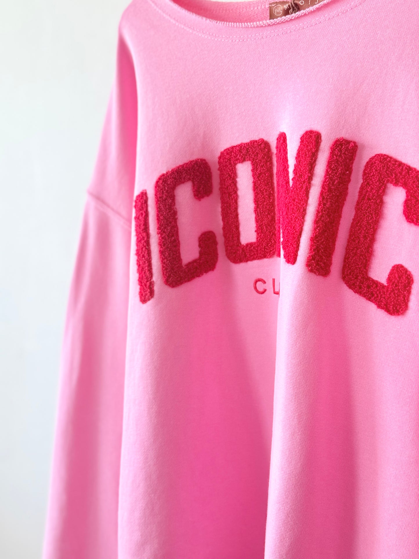 Sweater -Iconic-
