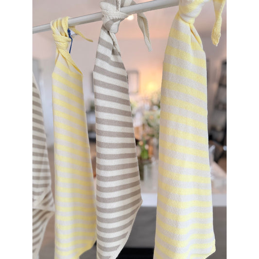 Einfarbige Dreieckstücher