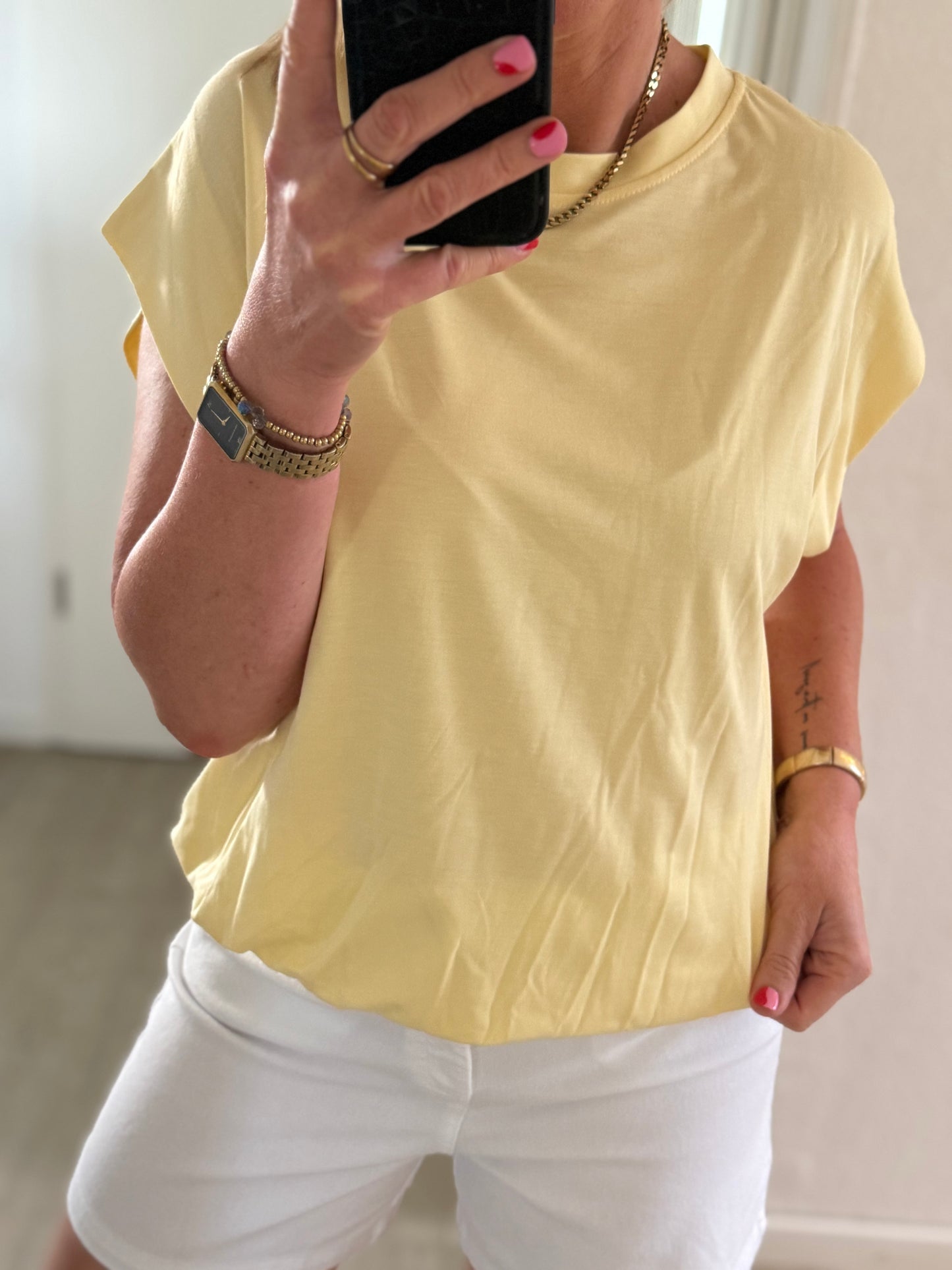 T-Shirt - butteryellow
