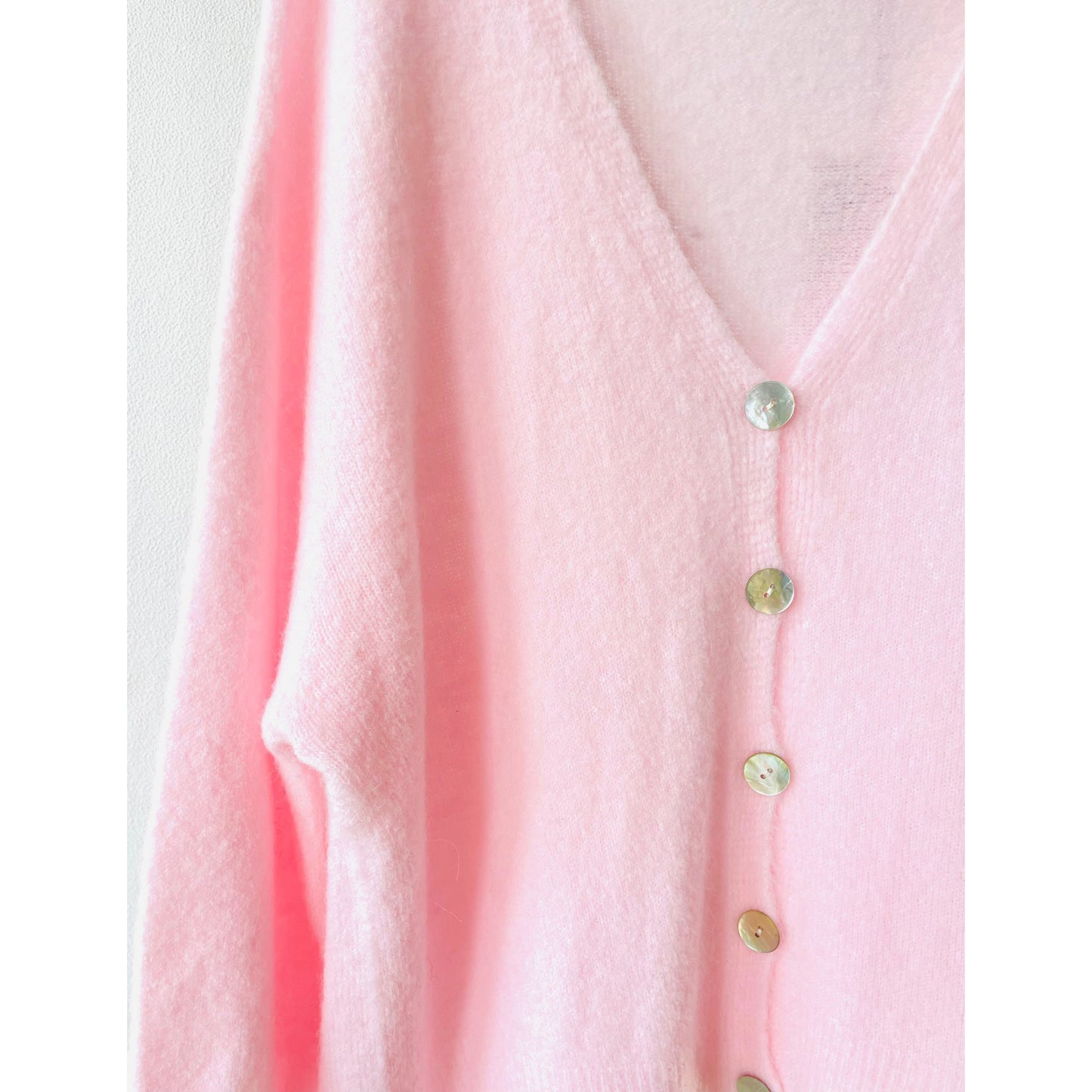 Strickjacke mit V-Ausschnitt -rosa-