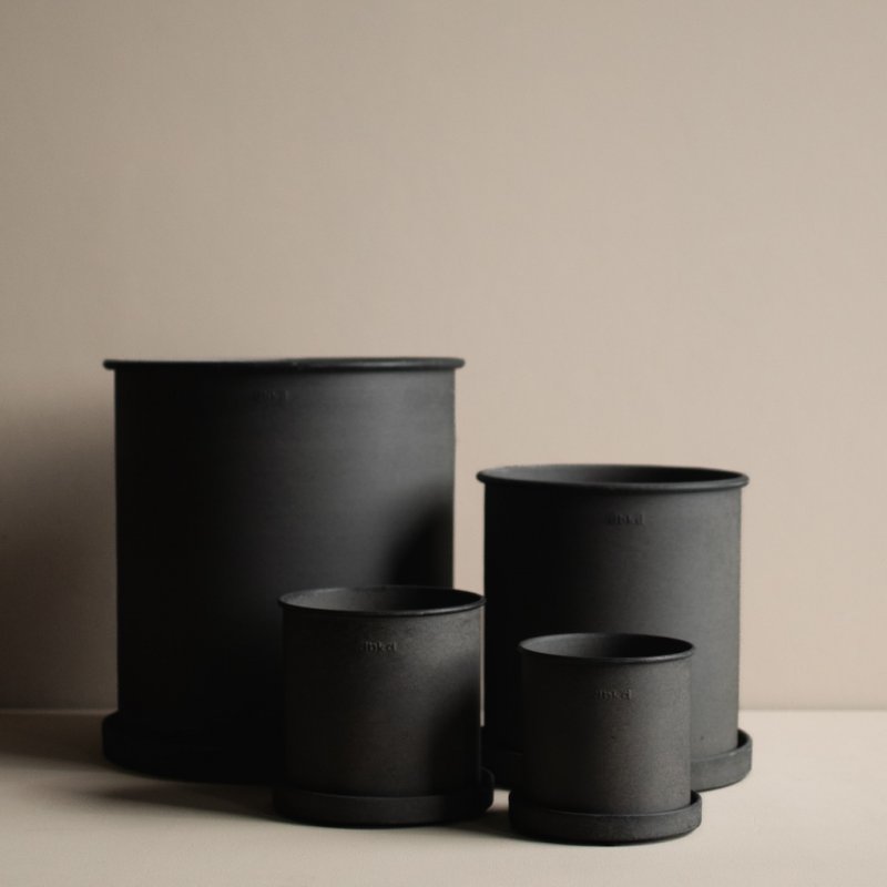 Übertopf/ Plant Pot large- schwarz -40cm
