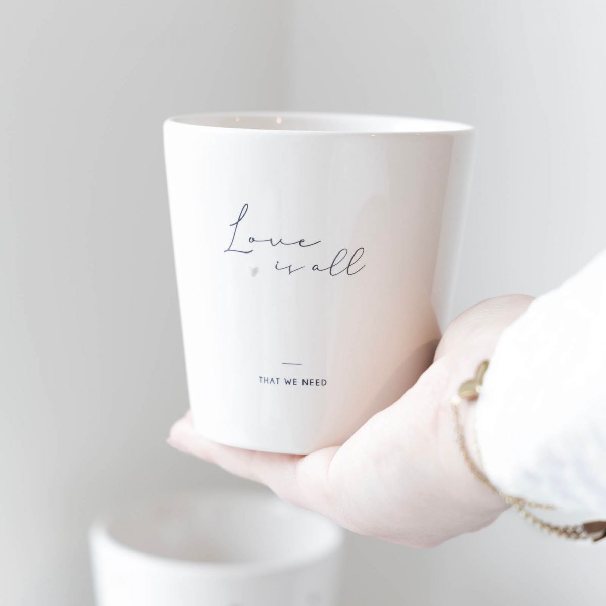 Bastion Collections Cup / Tasse -love is all-