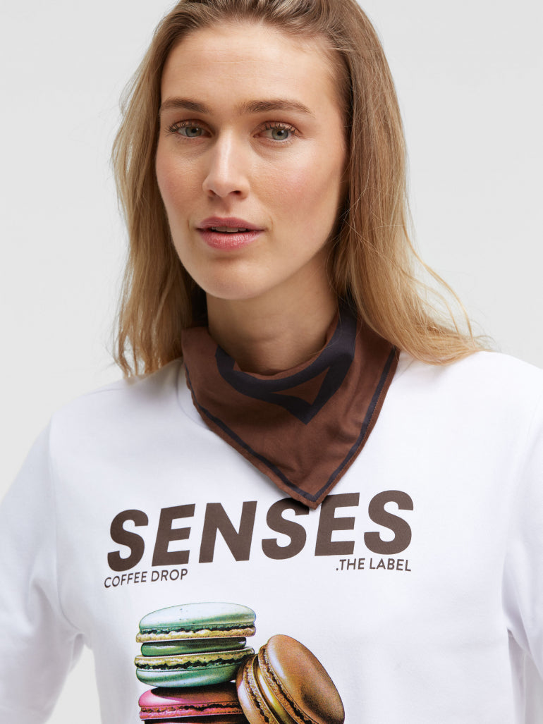 Senses. the label Halstuch