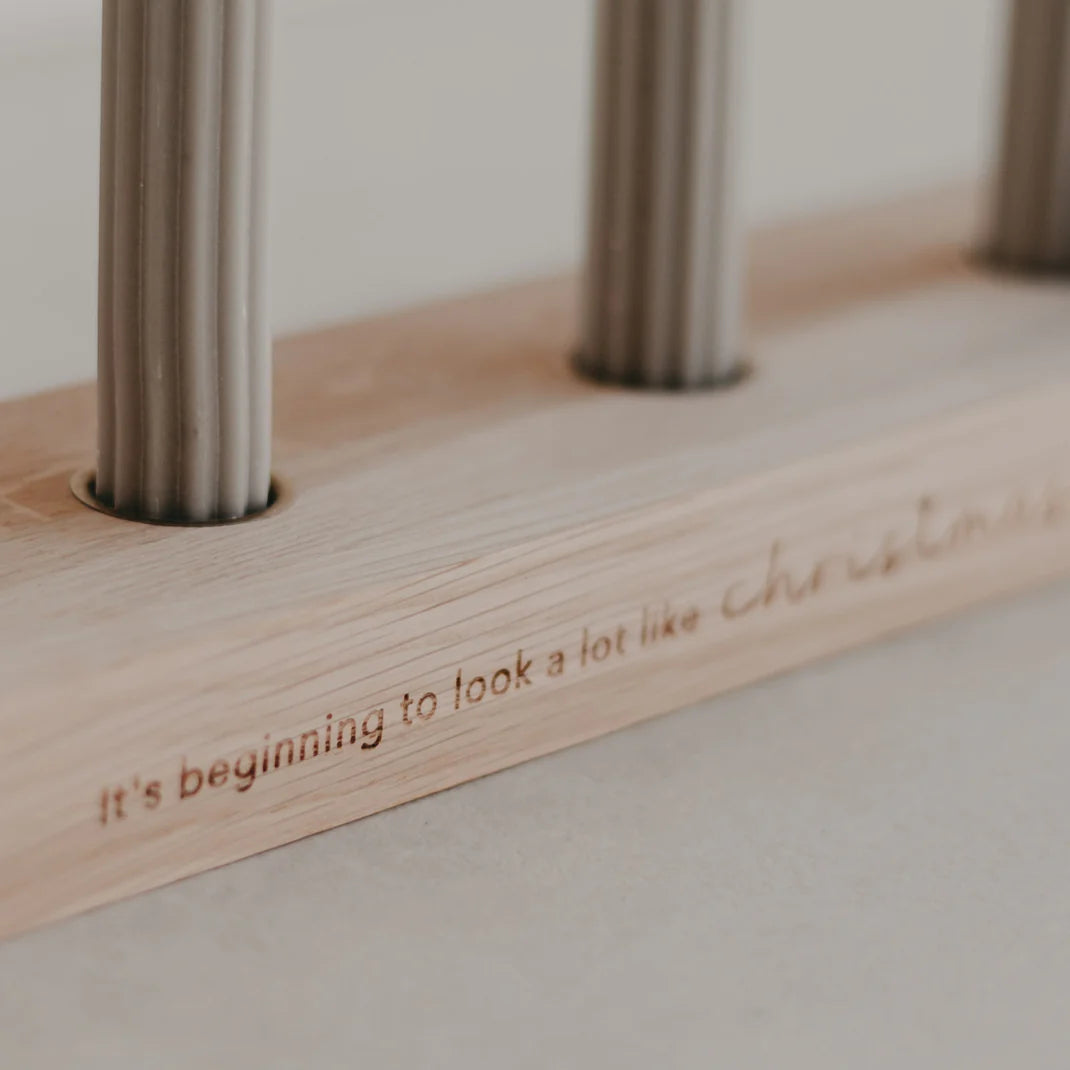 Eulenschnitt Adventskerzenbrett aus Eiche - Christmas