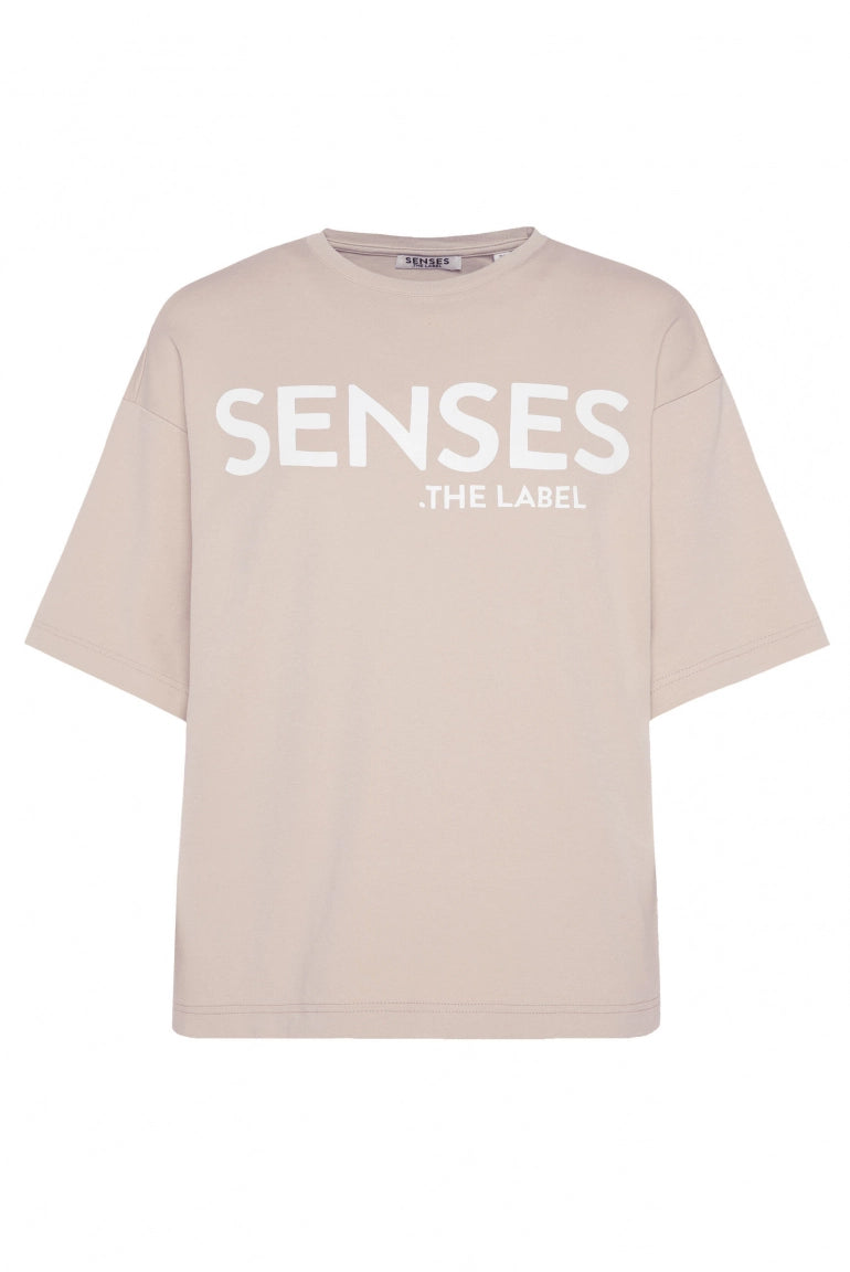 Senses. the label Oversized T-Shirt - bleached sand