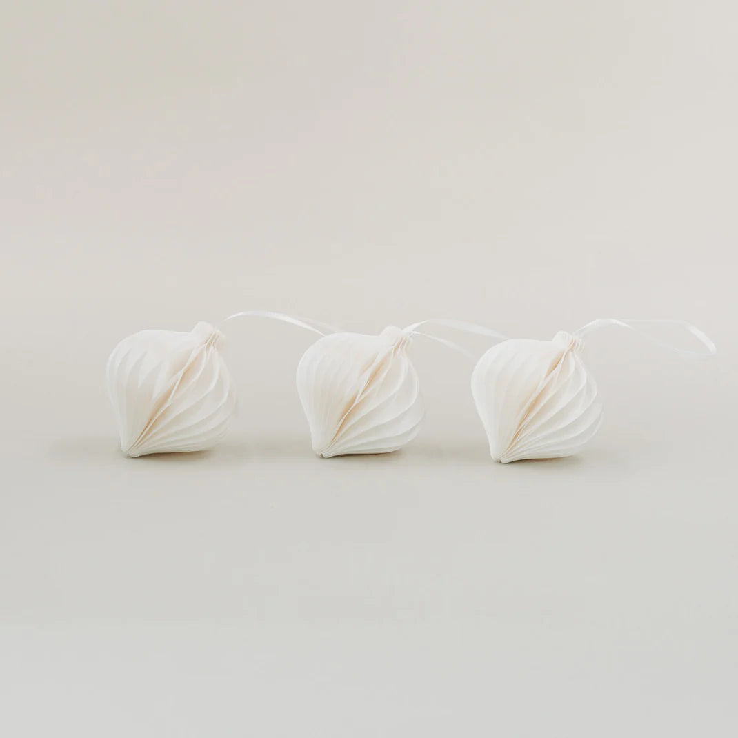 Eulenschnitt Papieranhänger 7cm - natur