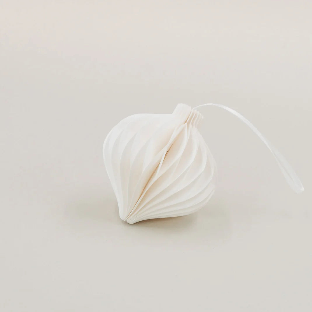 Eulenschnitt Papieranhänger 7cm - natur