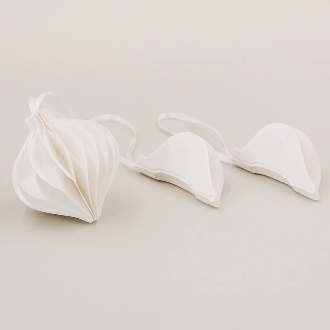 Eulenschnitt Papieranhänger 7cm - natur