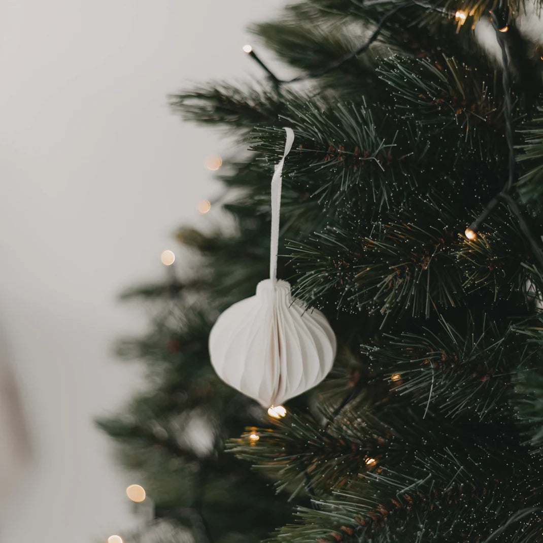 Eulenschnitt Papieranhänger 7cm - natur