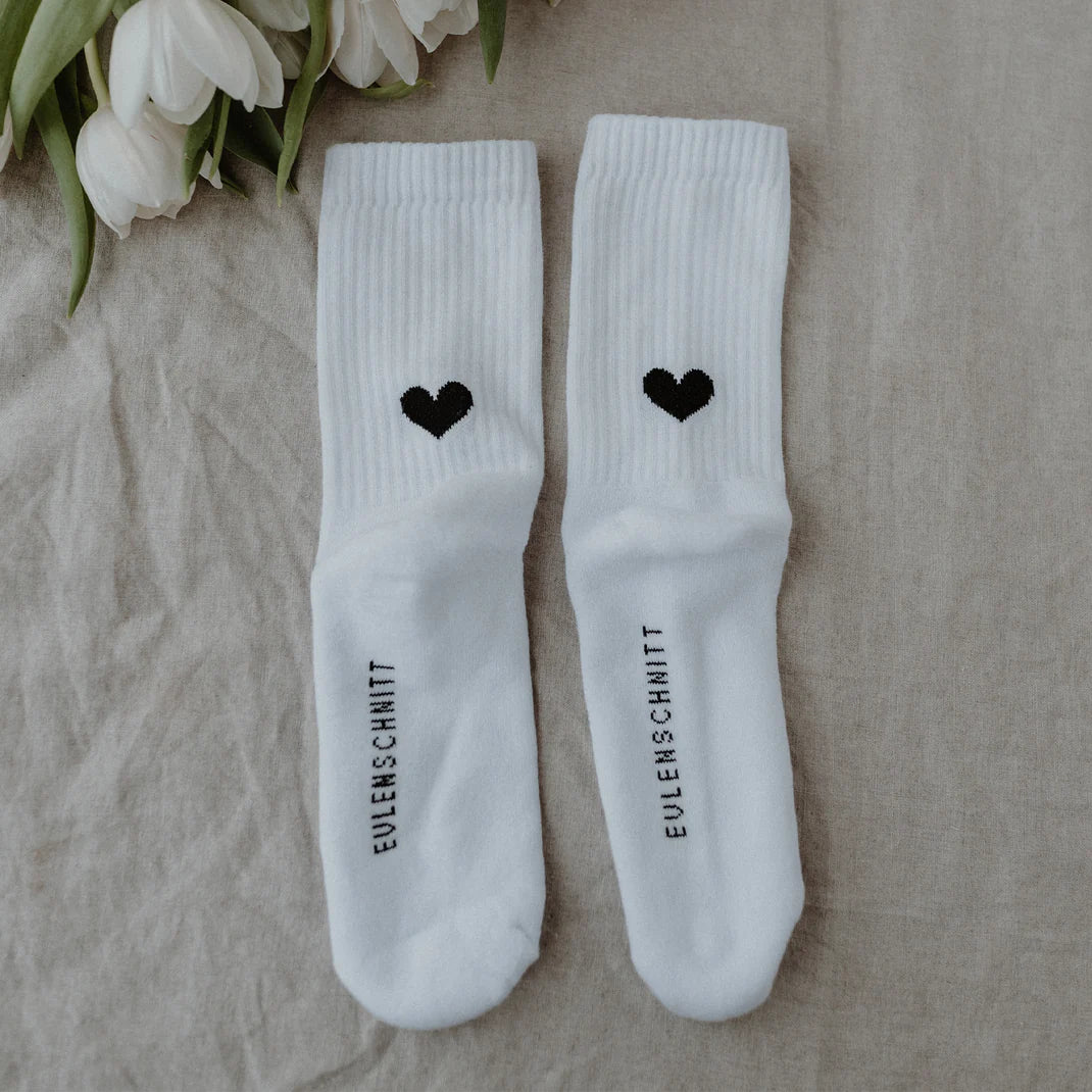 Eulenschnitt Socken Herz schwarz